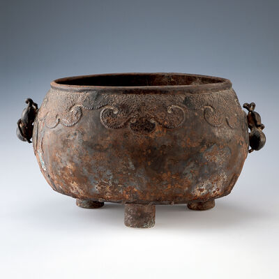 唐物　鉄打出瓢箪耳鋦釘入瓶掛（箱付）