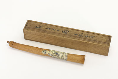 古瓢香筒 鉄琅觀音大士圖彫