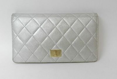 440-03600 ＣＨＡＮＥＬ 財布