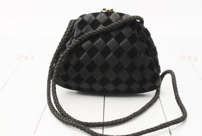 440-00278 Ｂｏｔｔｅｇａ　Ｖｅｎｅｔａ ショルダーバッグ