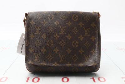 440-03030 ＬＯＵＩＳ　ＶＵＩＴＴＯＮ ショルダーバッグ