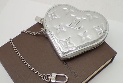 440-01672 ＬＯＵＩＳ　ＶＵＩＴＴＯＮ コインケース