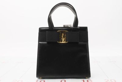 439-04142 Ｆｅｒｒａｇａｍｏ ハンドバッグ