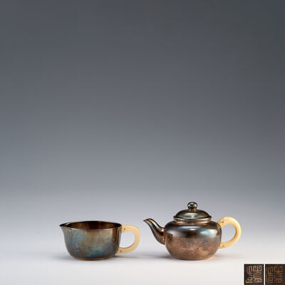 銀製宝珠形急須・湯冷組　在銘（箱付）