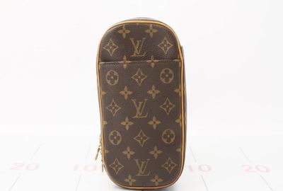 440-01675 ＬＯＵＩＳ　ＶＵＩＴＴＯＮ クラッチポシェット