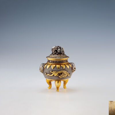 八代住釘谷洞石作 銀製獅子龍香炉（共箱）