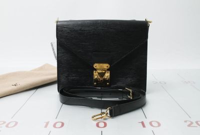 440-02418 ＬＯＵＩＳ　ＶＵＩＴＴＯＮ セカンドバッグ