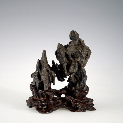 霊璧石置物　台付（箱付）