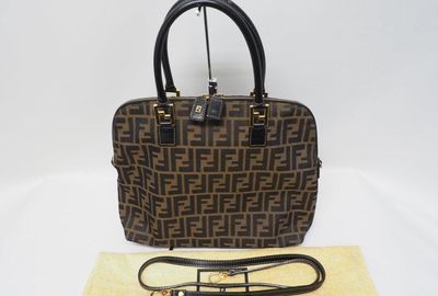 440-04686 ＦＥＮＤＩ ショルダーバッグ
