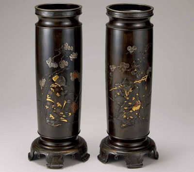 2322 铜金银镶嵌人物瓶 （一对）