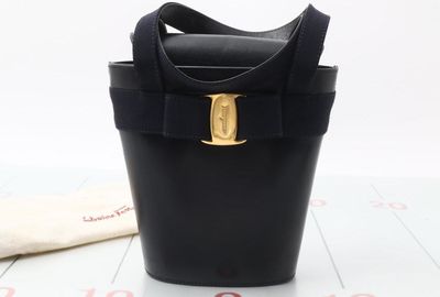 440-02854 Ｆｅｒｒａｇａｍｏ ハンドバッグ