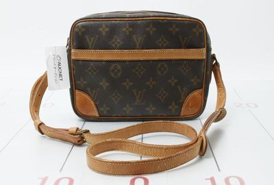 440-04708 ＬＯＵＩＳ　ＶＵＩＴＴＯＮ ショルダーバッグ