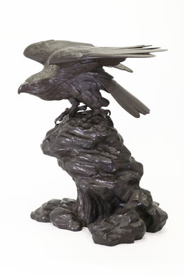 銅製 雄鷹奇石置物