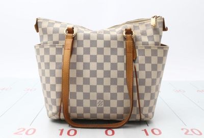 440-00702 ＬＯＵＩＳ　ＶＵＩＴＴＯＮ ショルダーバッグ