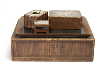 岩崎屋作 銀製花鳥文入板面 卷莨入4件組（共箱）