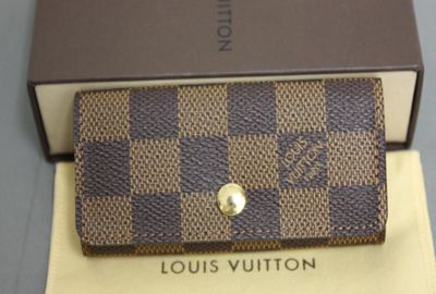 439-02198 ＬＯＵＩＳ　ＶＵＩＴＴＯＮ キーケース