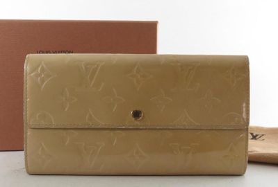 440-00926 ＬＯＵＩＳ　ＶＵＩＴＴＯＮ 財布