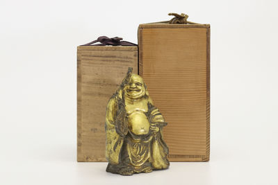 二世 秦蔵六造 塗金銅布袋置物（雙重共箱）