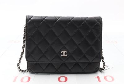 440-01982 ＣＨＡＮＥＬ 財布