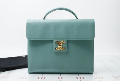 440-03351 ＣＨＡＮＥＬ ビジネスバッグ