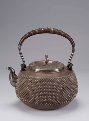 2259 纯银霰地纹大汤沸