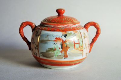 九谷焼　赤絵　シュガーポット　輸出品