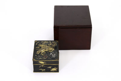 鷲金銀銅象嵌 香箱