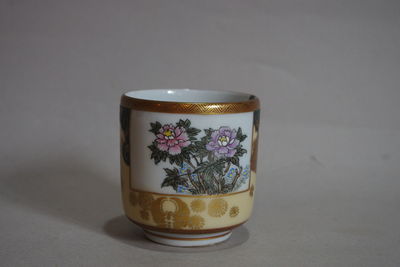 九谷焼　谷口　湯呑　銀継ぎ