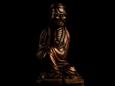 050-木彫　羅漢像