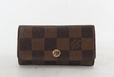 440-04012 ＬＯＵＩＳ　ＶＵＩＴＴＯＮ キーケース