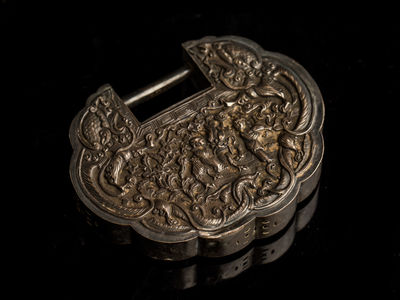 081-足銀細密細工提物