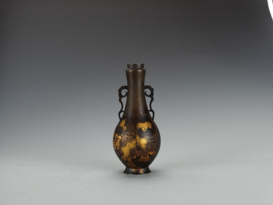 194 嵌金果子圖銅製花瓶