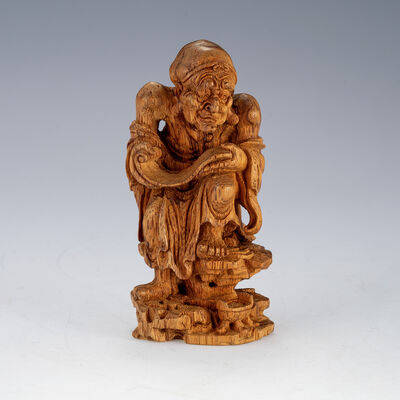 柬埔寨沈香 羅漢置物 34g（箱付）