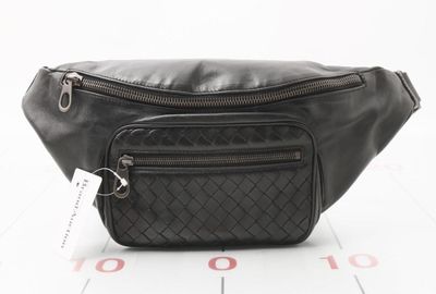 440-02930 Ｂｏｔｔｅｇａ　Ｖｅｎｅｔａ ウエストバッグ