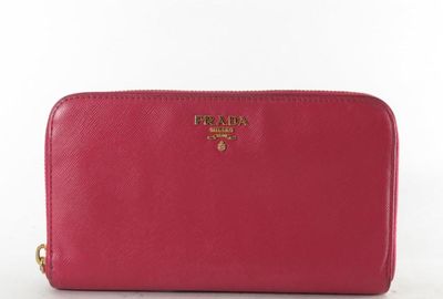 440-00244 ＰＲＡＤＡ 財布
