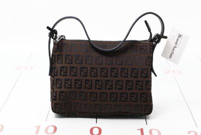 440-01496 ＦＥＮＤＩ ハンドバッグ