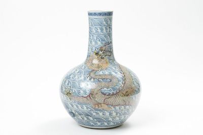 清 青花釉裏紅 龍紋 天球瓶