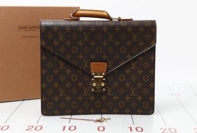 440-05219 ＬＯＵＩＳ　ＶＵＩＴＴＯＮ ビジネスバッグ