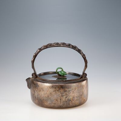 真鍋静良作 南鐐翡翠三連環打出銀瓶（共箱）