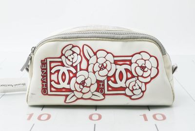 440-04310 ＣＨＡＮＥＬ ポーチ
