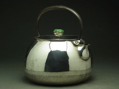 真鍋静良 南鐐口打出湯沸 鉄之釣 翡翠摘