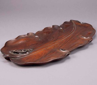 2279 清 红木叶形茶盒