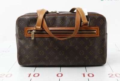 440-04892 ＬＯＵＩＳ　ＶＵＩＴＴＯＮ ショルダーバッグ