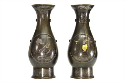 明治金工 古銅金銀象嵌花鳥祥雲紋花瓶（一對）