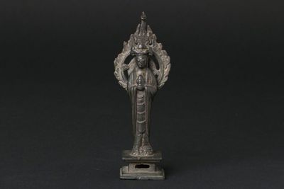 遼 青銅鎏金観音立像