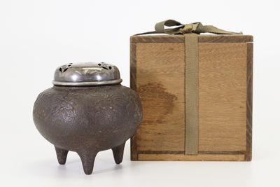 鉄銀火屋香爐（共箱）