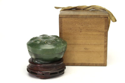 莲藕形 玉香合（箱付）