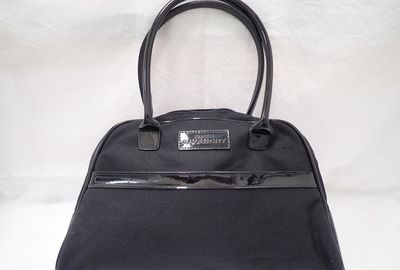 440-02731 ＧＩＶＥＮＣＨＹ ハンドバッグ