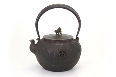 塵五郎造 布目紋獅子摘 鉄瓶