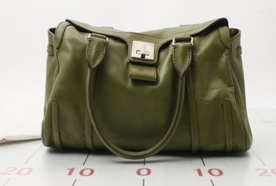 439-06690 Ｃｅｌｉｎｅ ハンドバッグ